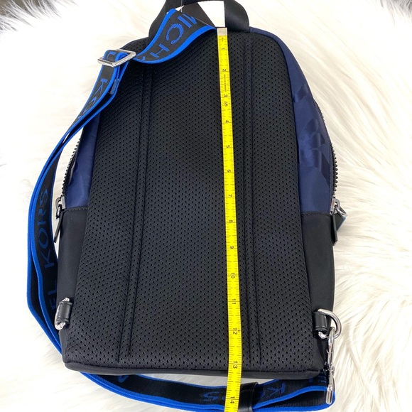 Michael Kors Kent Nylon Commuter Sling Backpack Slingpack - Picture 11 of 13